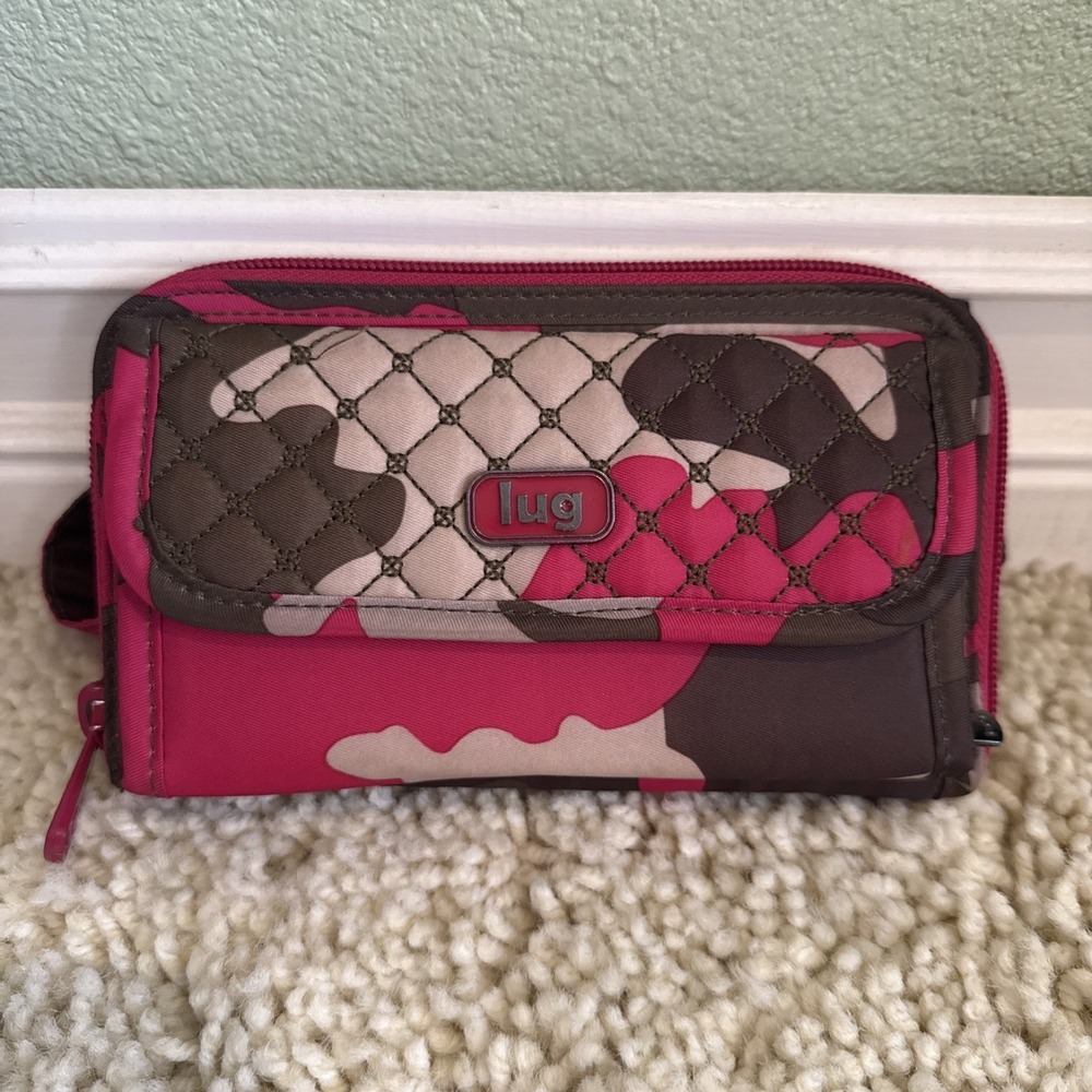 Lug Kick Flip Convertible Crossbody Wallet Pink Camo RFID Protection